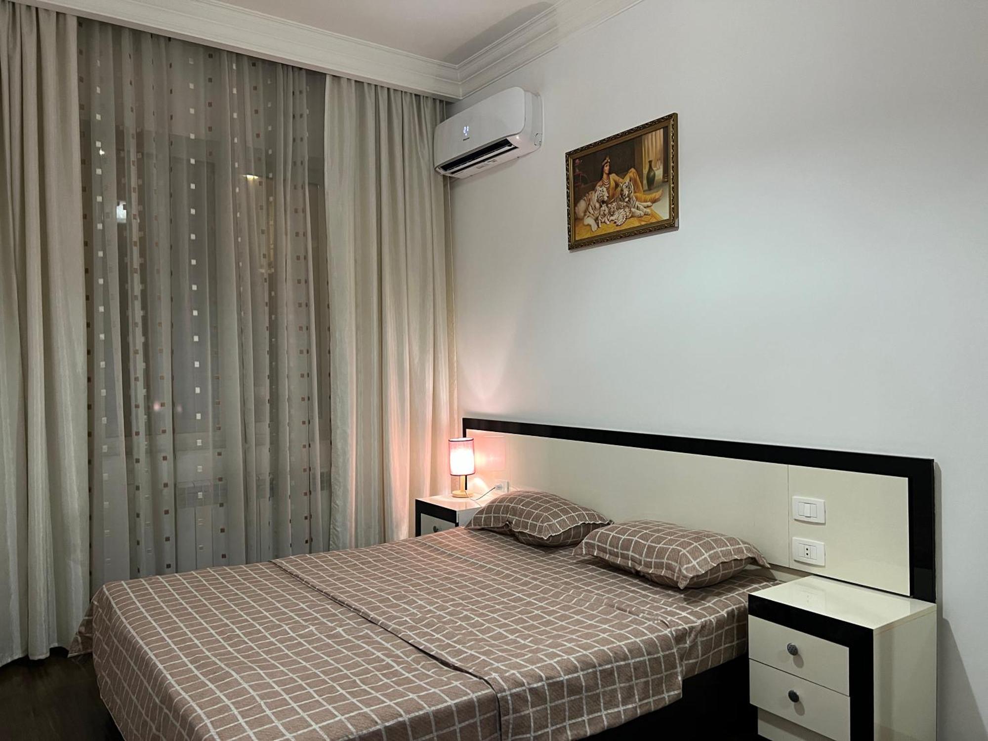 Modern Apartment For Rent In Buzand Street Bu944 耶烈万 外观 照片